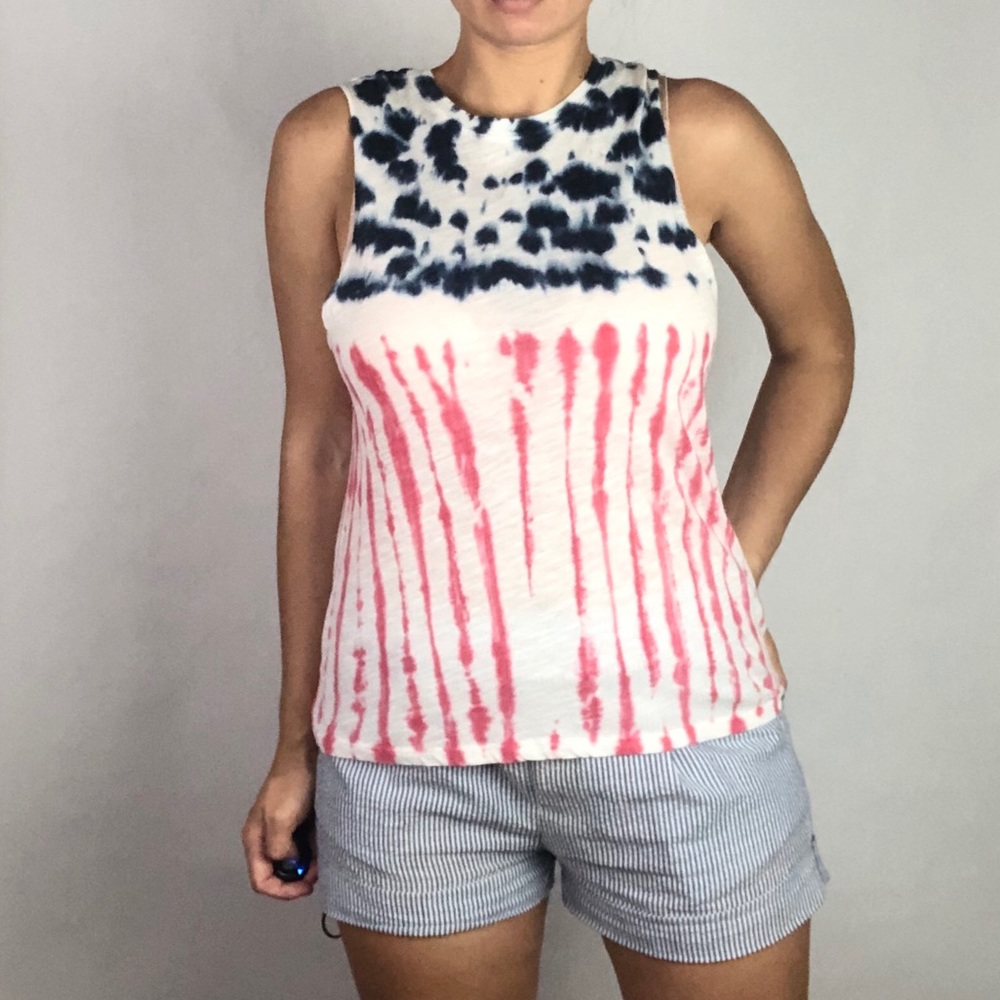American Eagle | Red White + Blue Sideless Shirt
